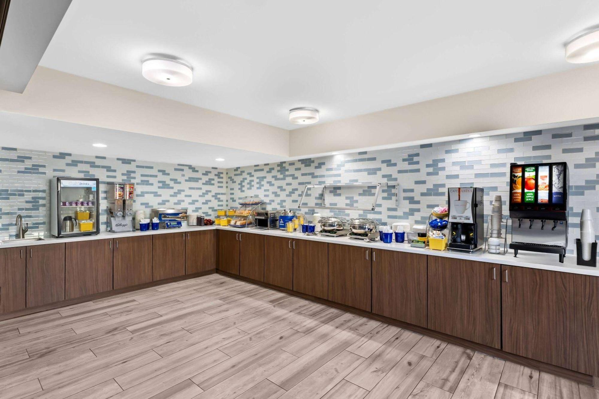 Days Inn & Suites By Wyndham Mesa Near Phoenix Екстер'єр фото