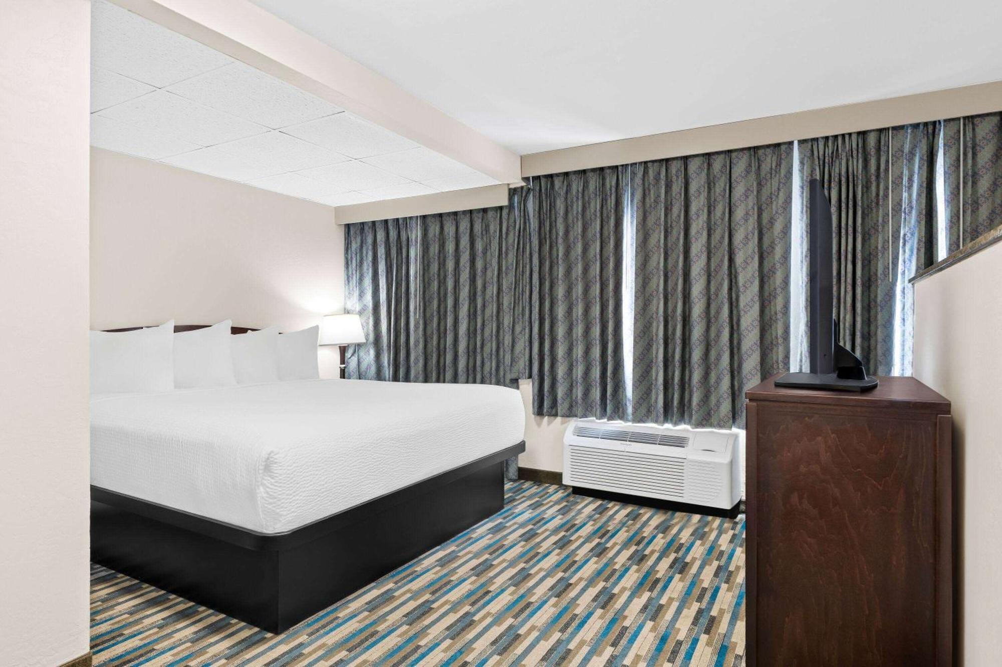 Days Inn & Suites By Wyndham Mesa Near Phoenix Екстер'єр фото
