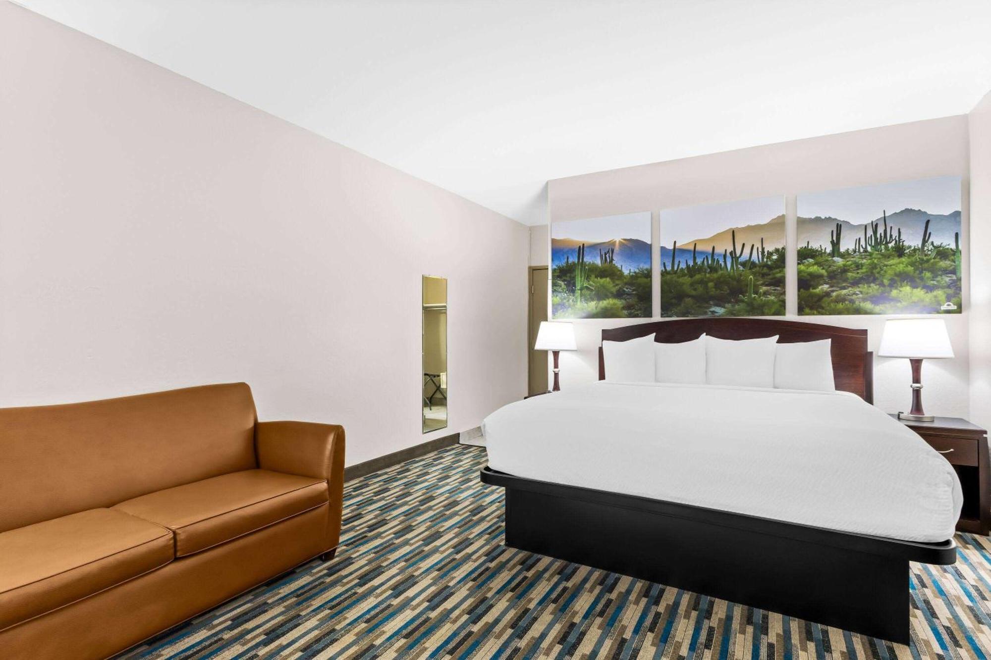 Days Inn & Suites By Wyndham Mesa Near Phoenix Екстер'єр фото